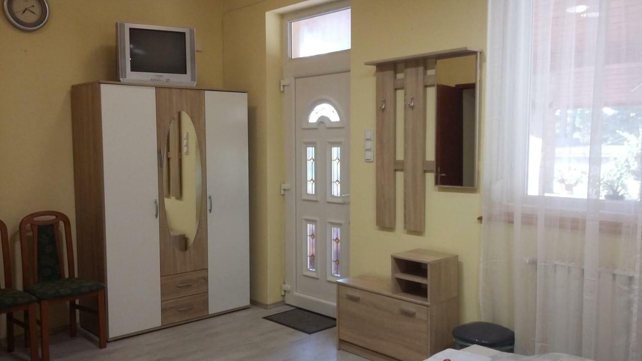 Pál utcai Apartman Miskolc Bagian luar foto