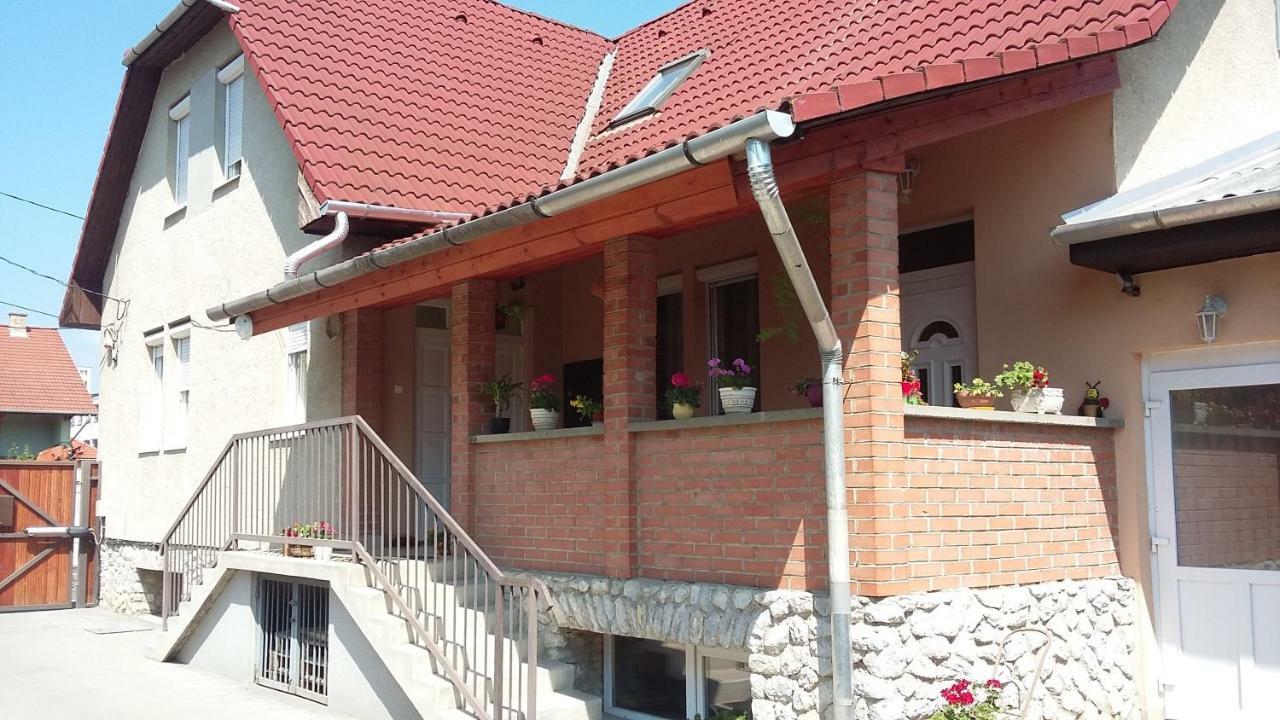 Pál utcai Apartman Miskolc Bagian luar foto